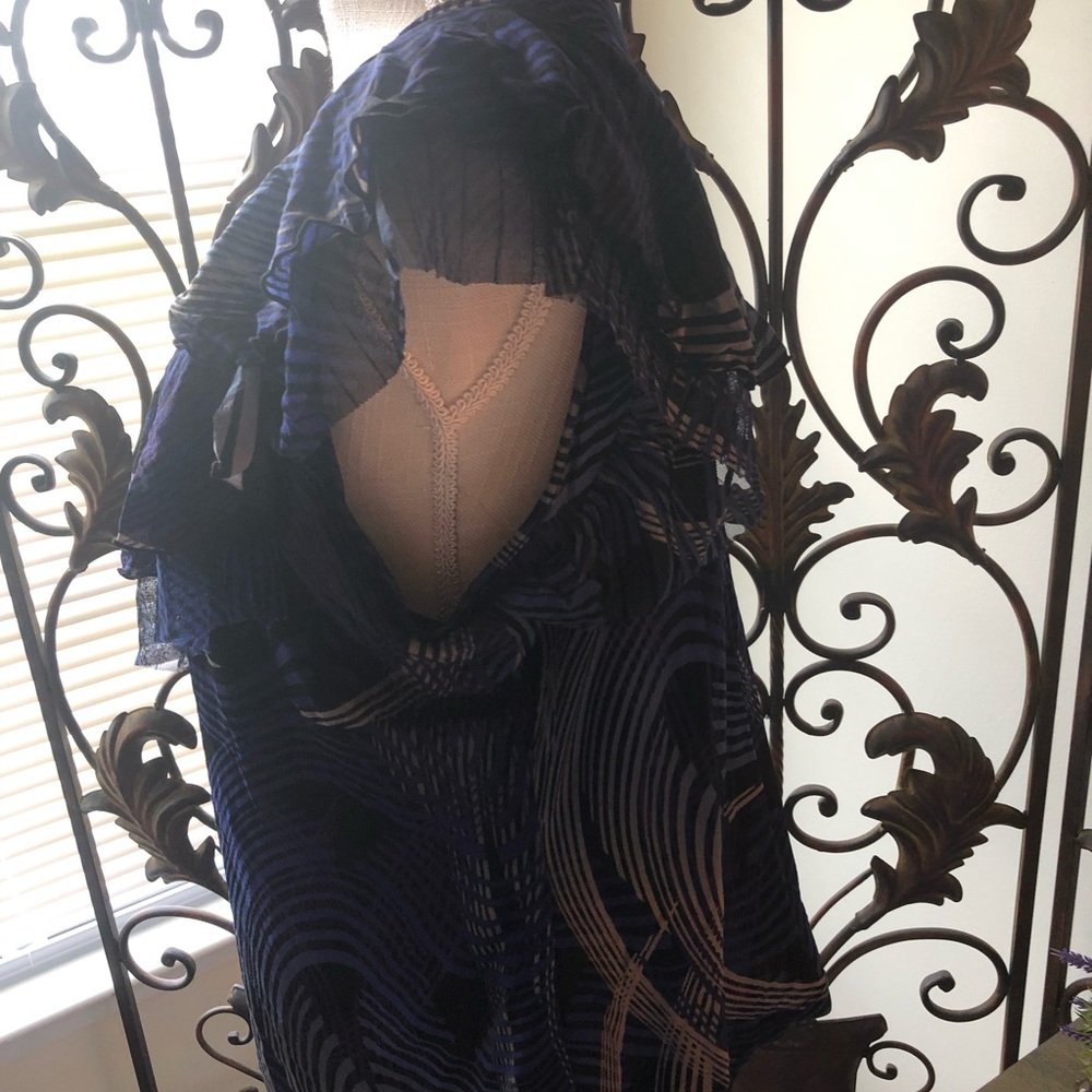 Worthington Ruffle blouse with liner - Picture 2 of 6